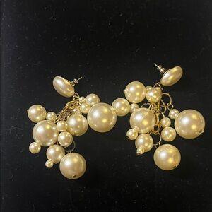 Elegant Faux Pearl Cluster Stud Earrings